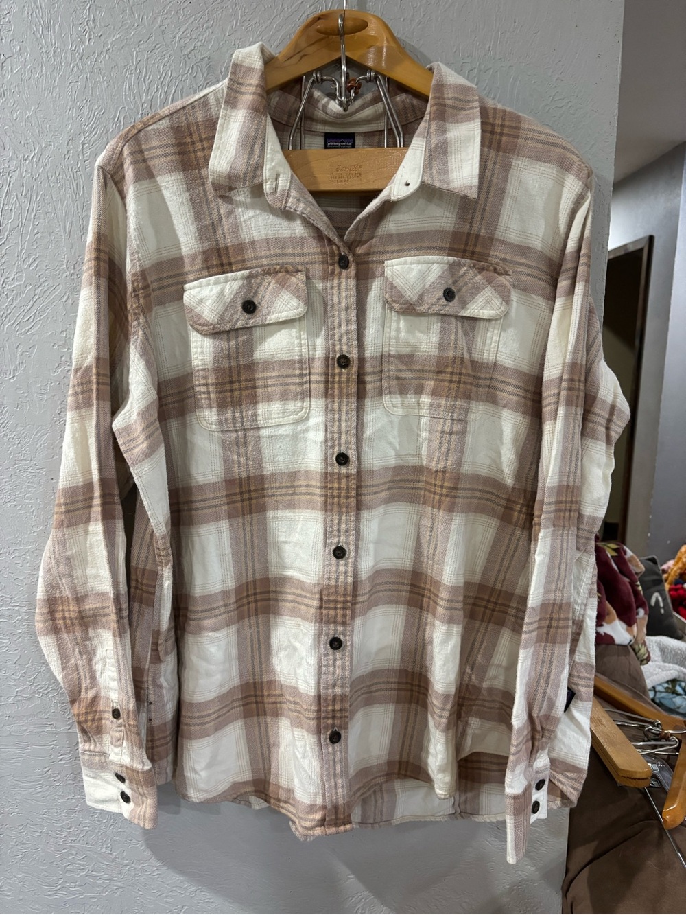 Patagonia Women’s XXL Fjord Flannel Shirt Women's Plaid Button Up Long Sleeve
